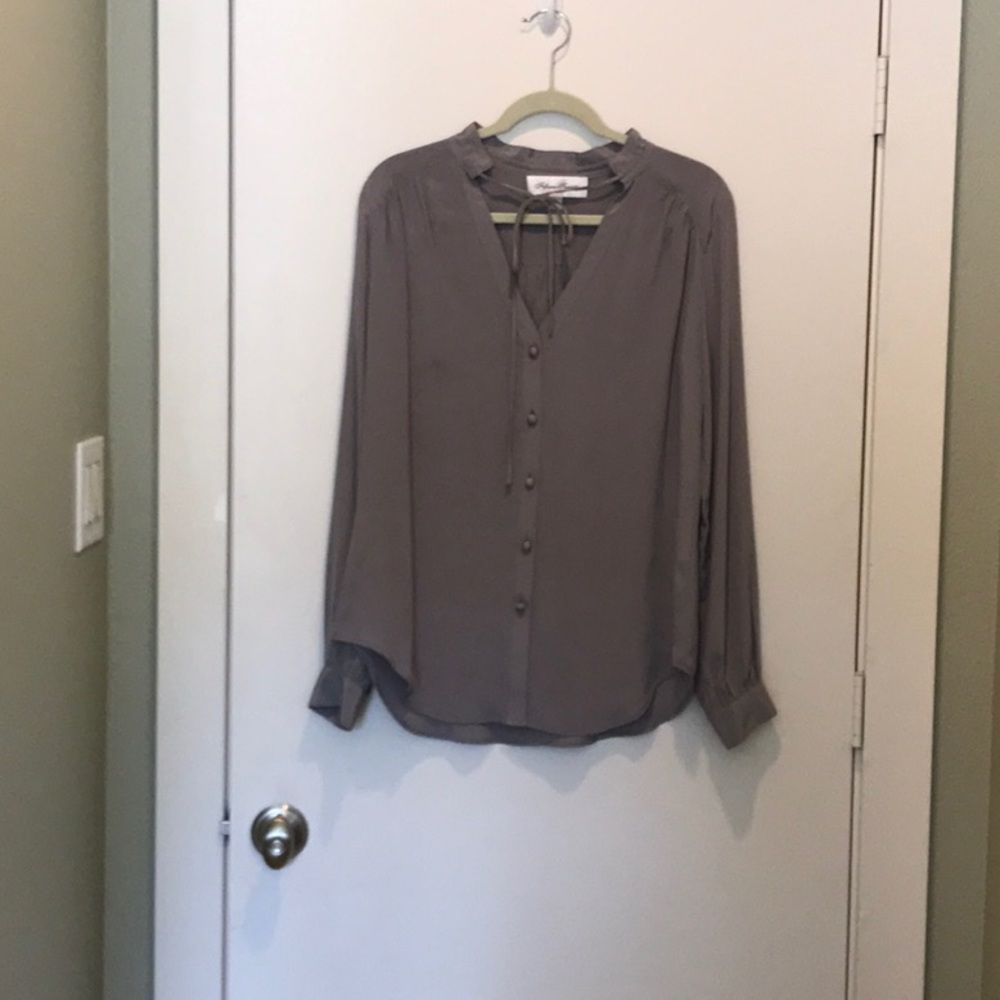 Gray silk blouse by Fifteen Twenty